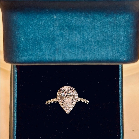 Water Drop Design Ring Micro Paved Crystal Zircon 14K over silver SZ 7 🎁🎄 - Picture 5 of 6